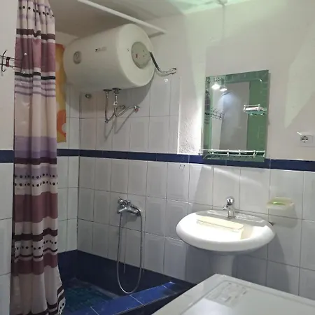 Te Raqi 2 Apartment Gjirokaster