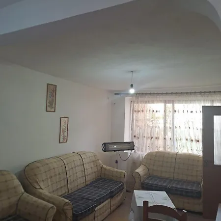 Te Raqi 2 * Gjirokaster